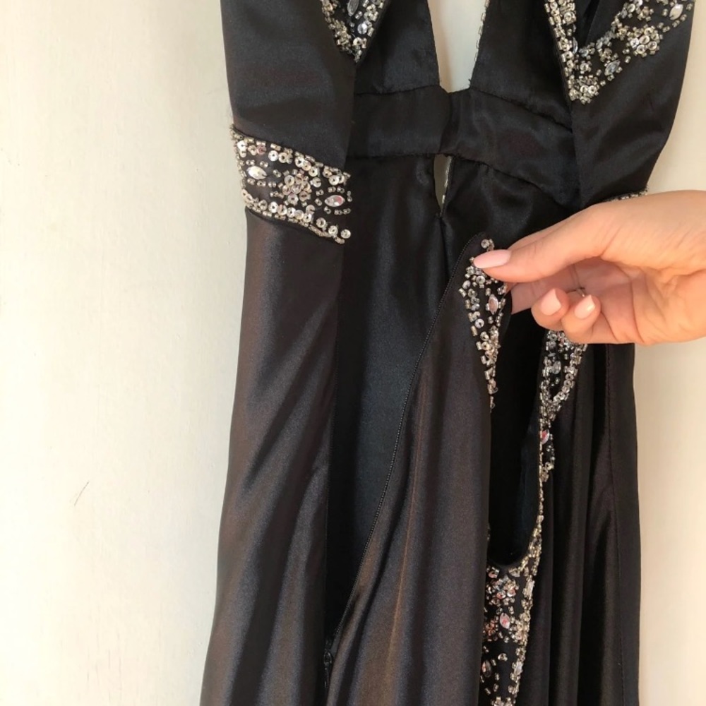 Black Prom Dress - Picture 6 of 8